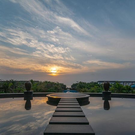 Howard Johnson Sandalwoods Resort Huizhou Huidong Экстерьер фото