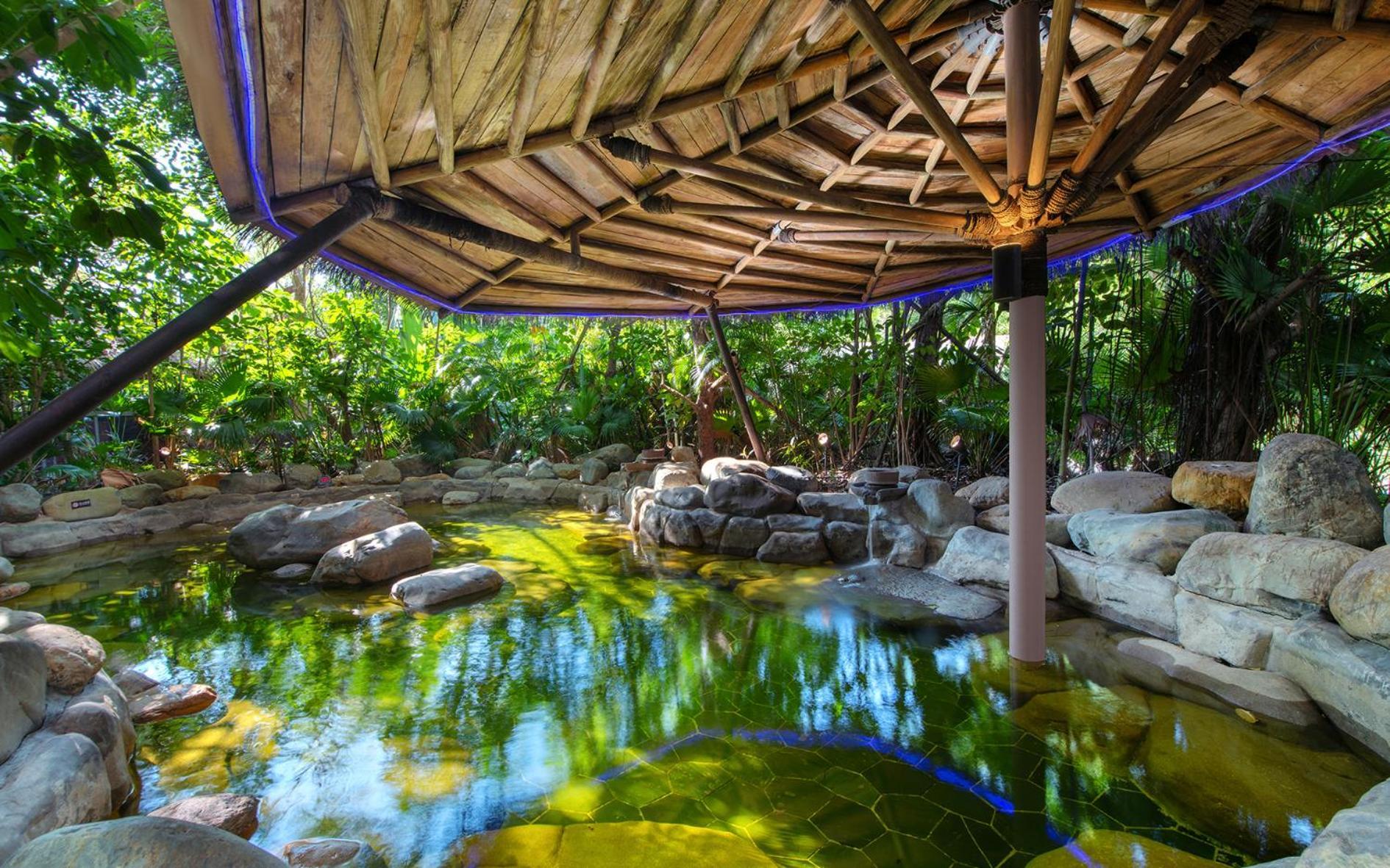 Howard Johnson Sandalwoods Resort Huizhou Huidong Экстерьер фото